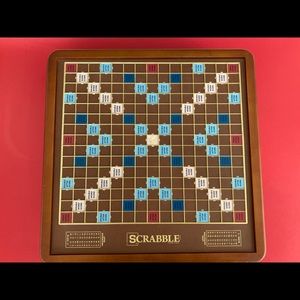Scrabble Luxury Edition with Rotating Game Broad